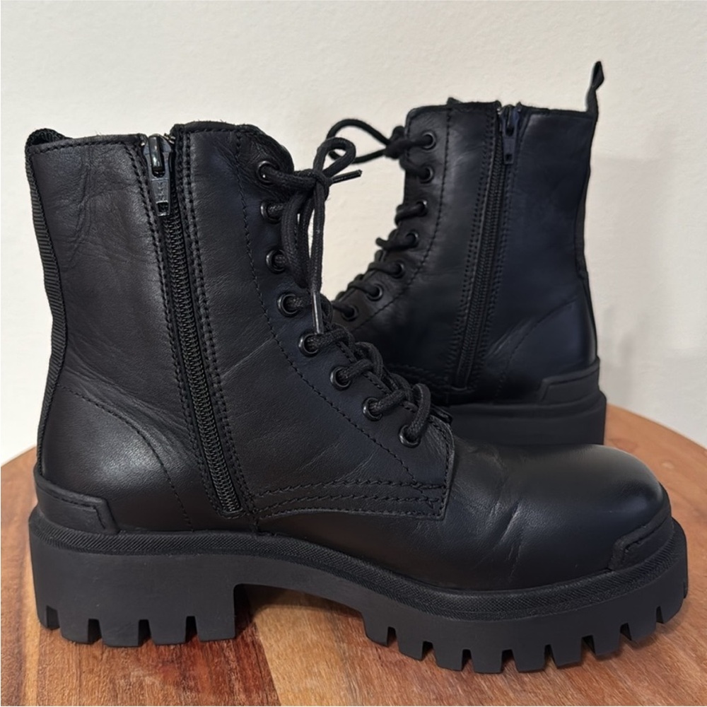 Miz Mooz Black Leather Platform Combat Boot 7.5 EU 38 - Picture 4 of 6